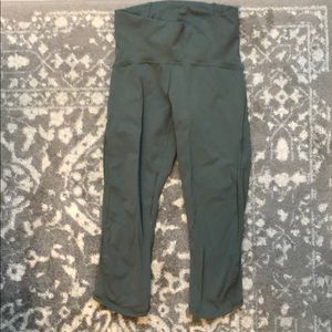Lululemon crop leggings